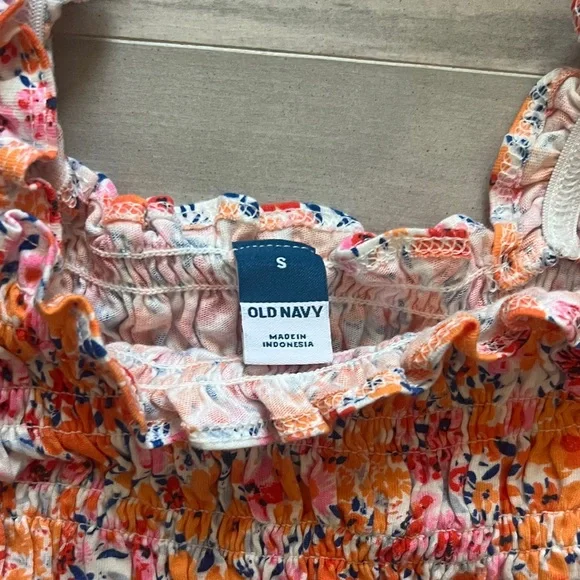 Old Navy Orange Floral Smocked Ruffle Strap Crop Top - Picture 2 of 4